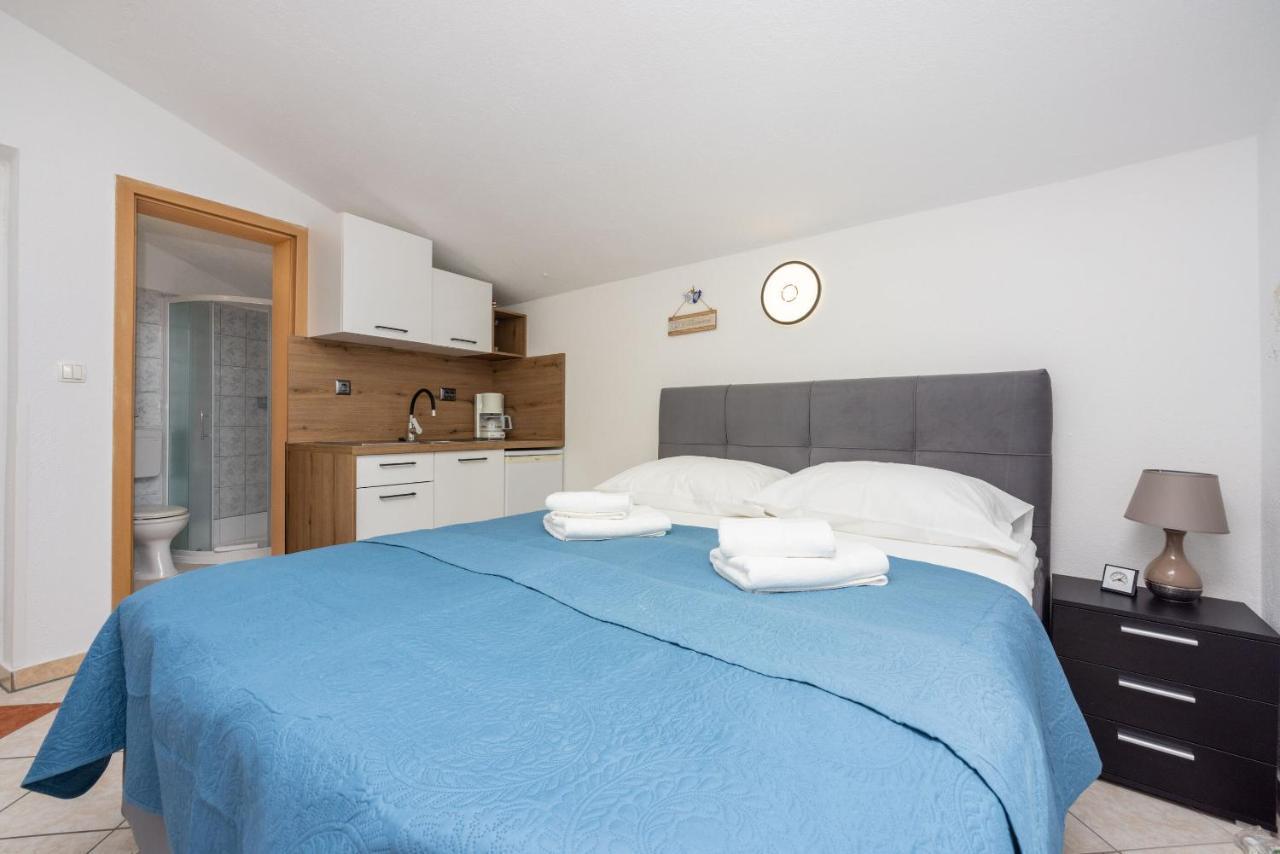 Apartments Porto Dramalj Buitenkant foto