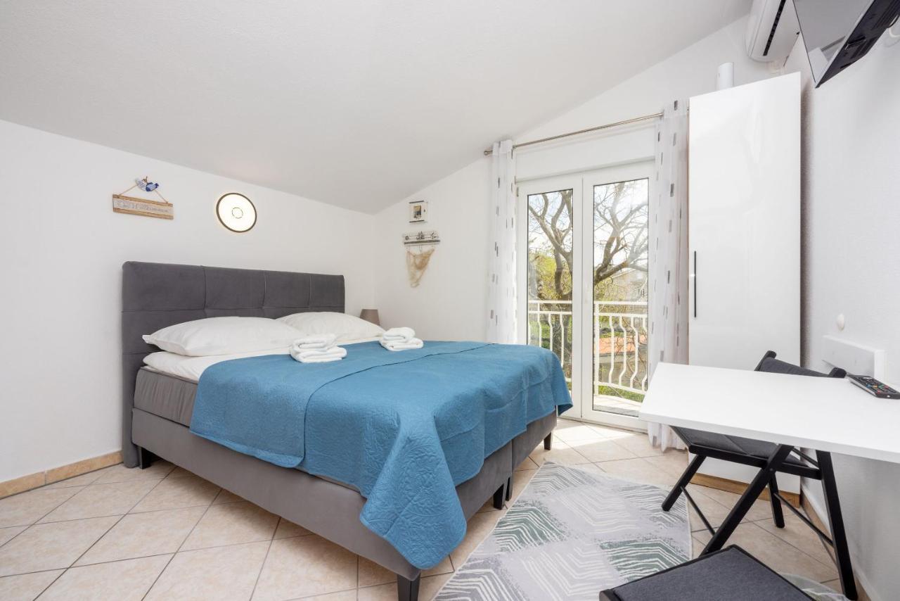 Apartments Porto Dramalj Buitenkant foto