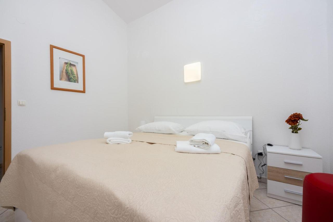 Apartments Porto Dramalj Buitenkant foto